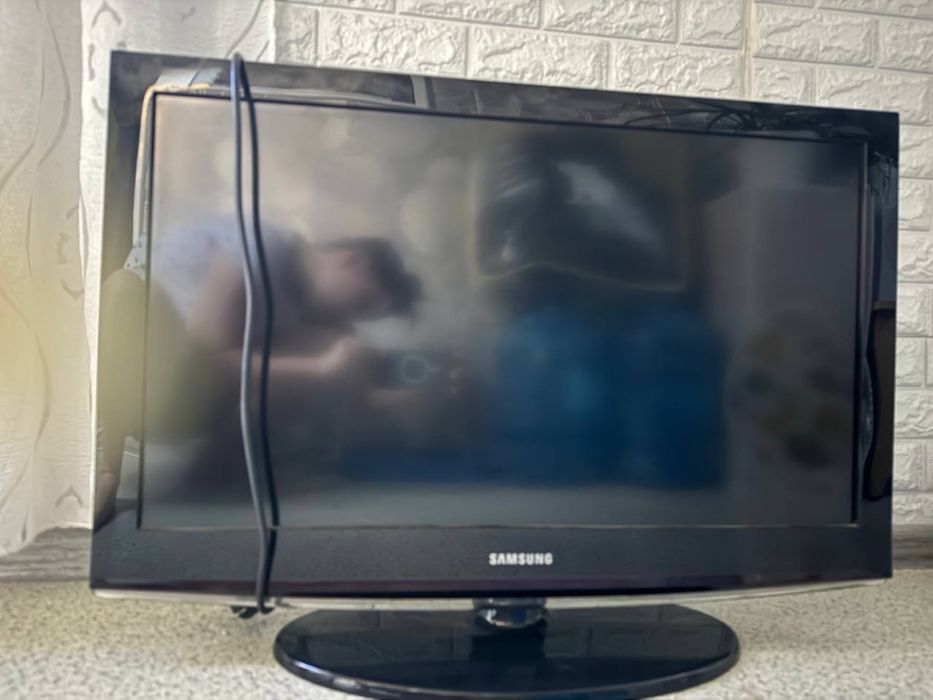 Продается телевизор Самсунг