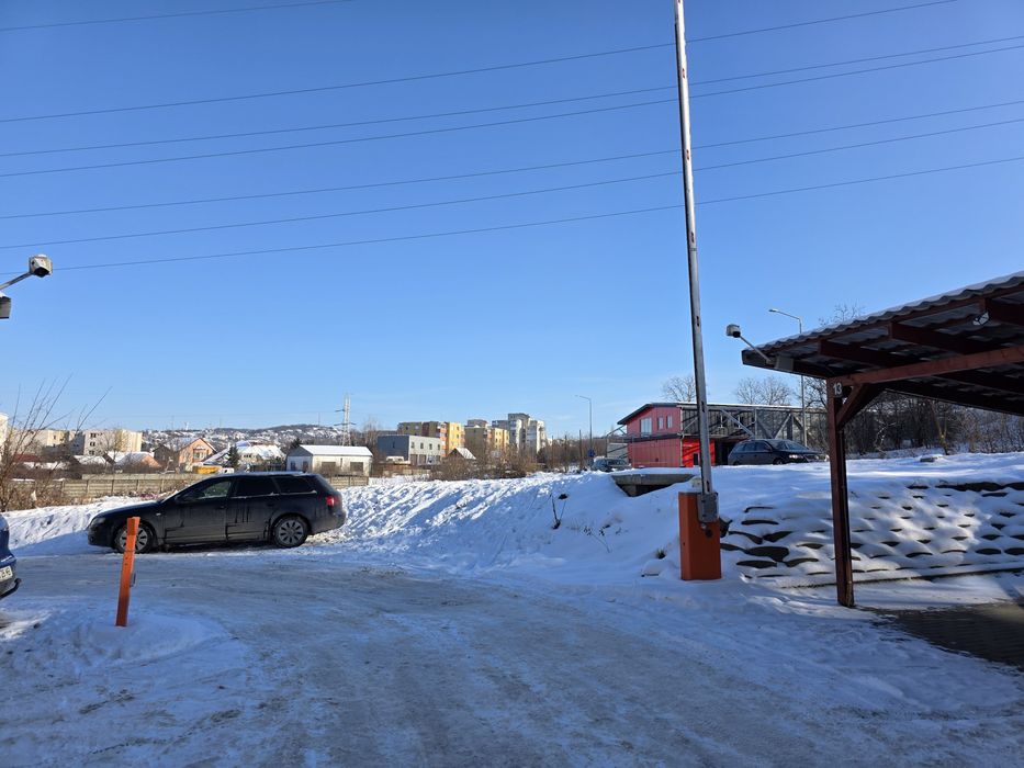 Loc de parcare / Copertina - Dambul Pietros - Parangului -teren PRIVAT