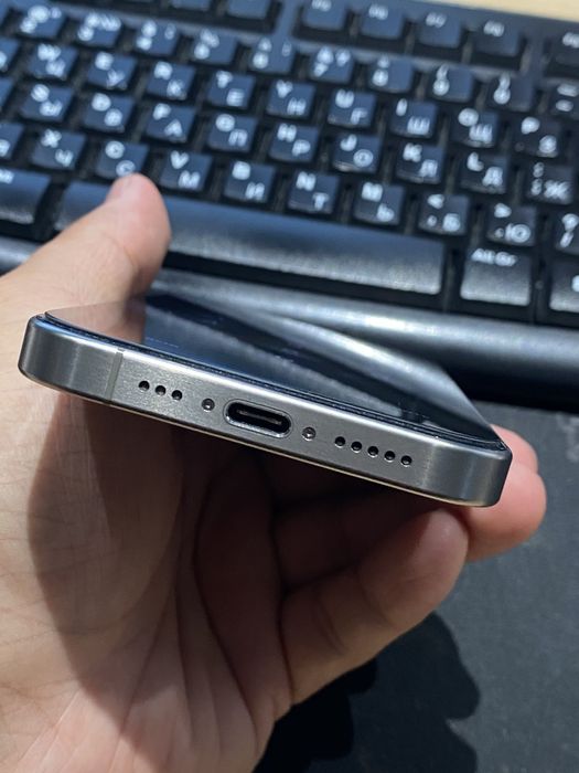 Iphone 15 pro 256GB