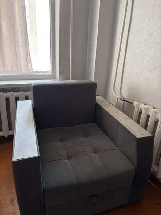 Продам кресло диван