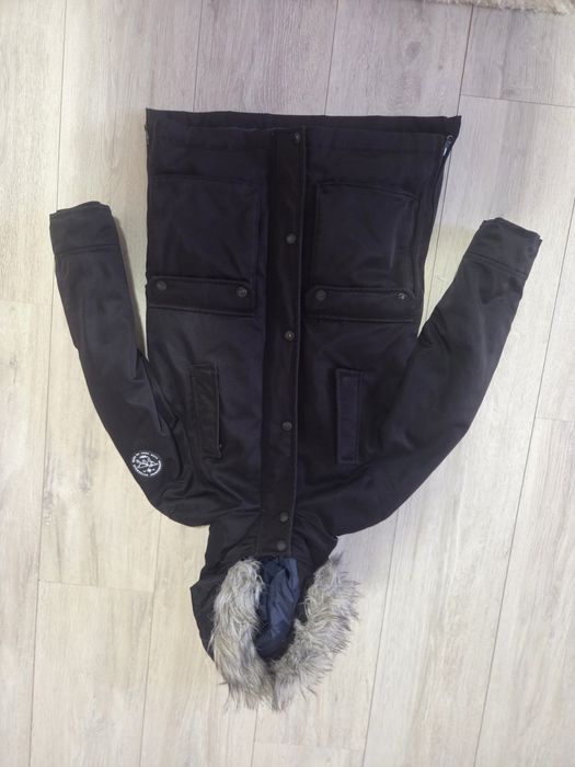 Зимно яке парка Zara Boys – размер 128 см (8 г.) с пух на качулката