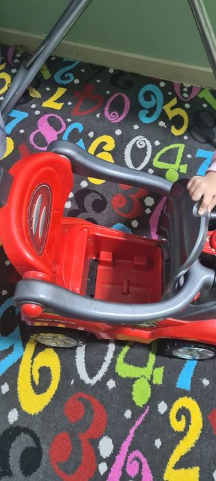 Машинка толокар.