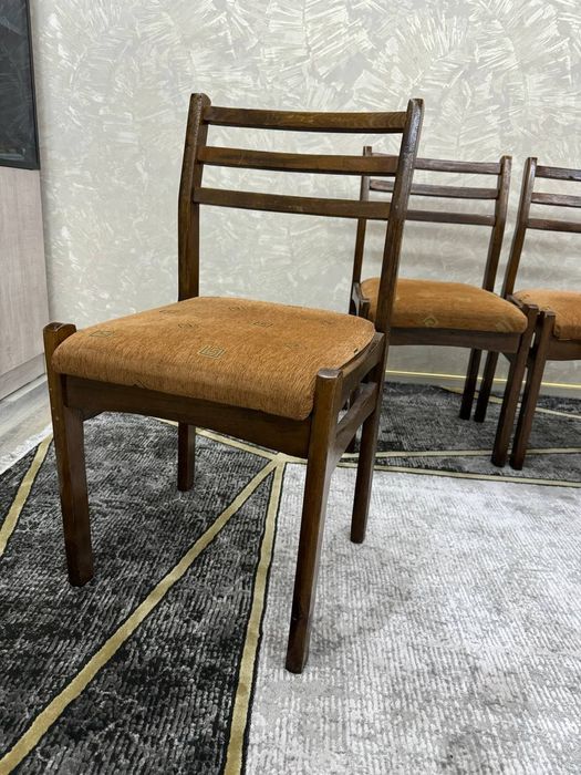 Штук стули 100.000 сум