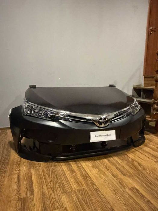 Кузовные запчасти Toyota Corolla 180