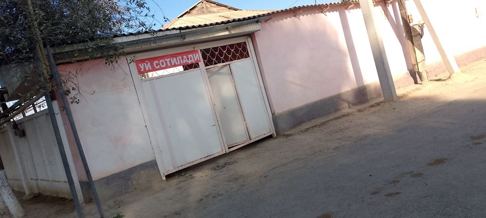 Uy Sotiladi Toshkent viloyati Chinoz tumanida