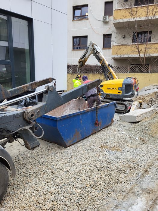 Transport moloz inchirieri container deseuri constructii