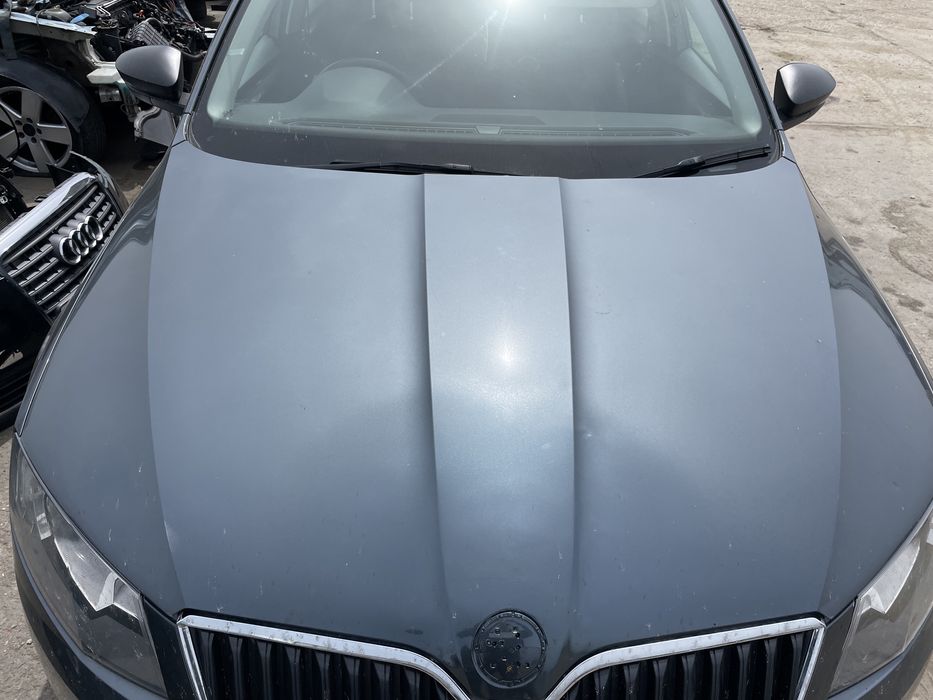 Vând capota Skoda Octavia 3 2015