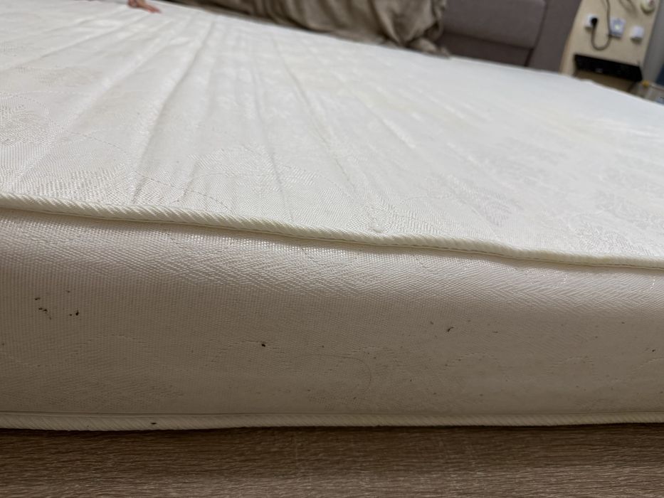 Продам матрац б/у