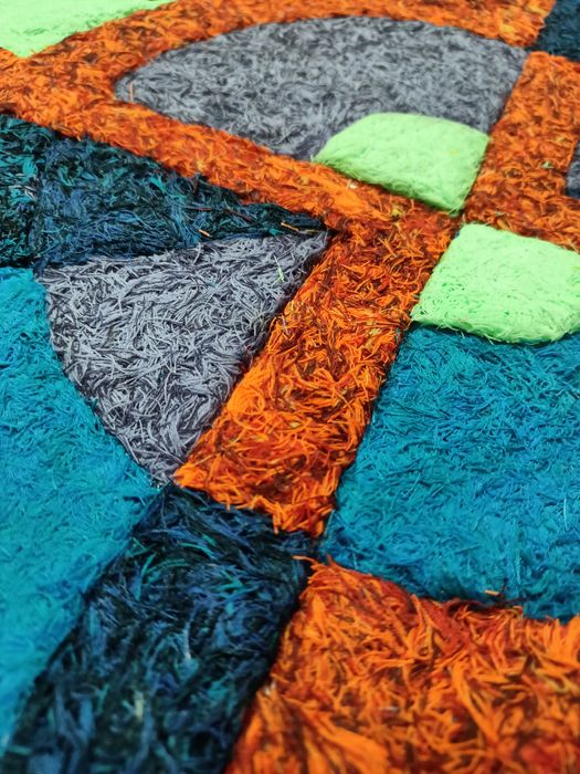 Абстрактная картина из нитей