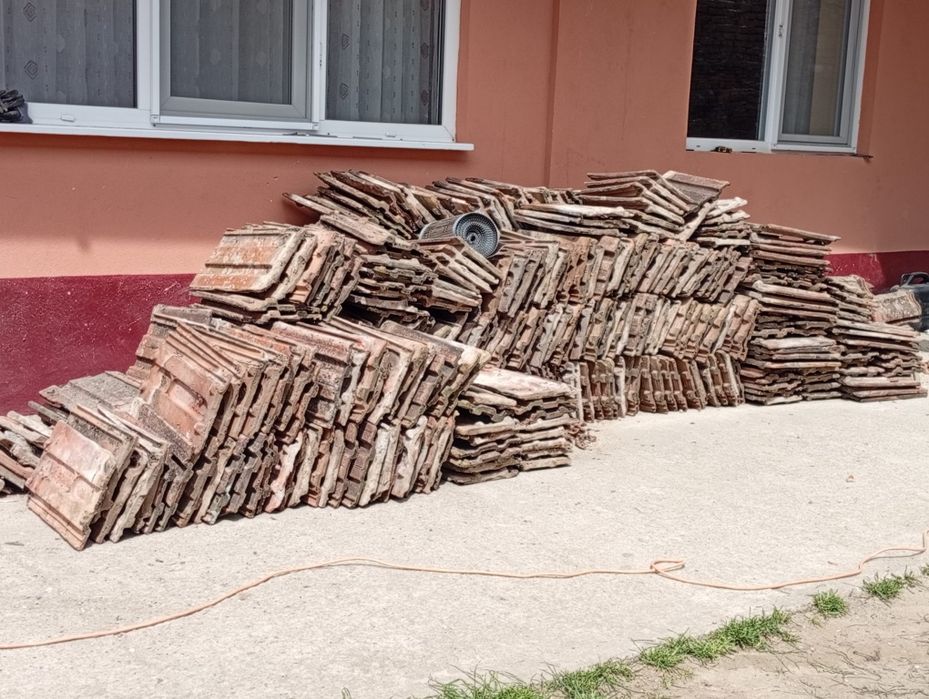 Vand țiglă cu 2 ciocuri