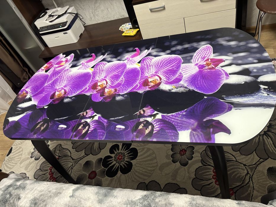 Продам кухонный стол