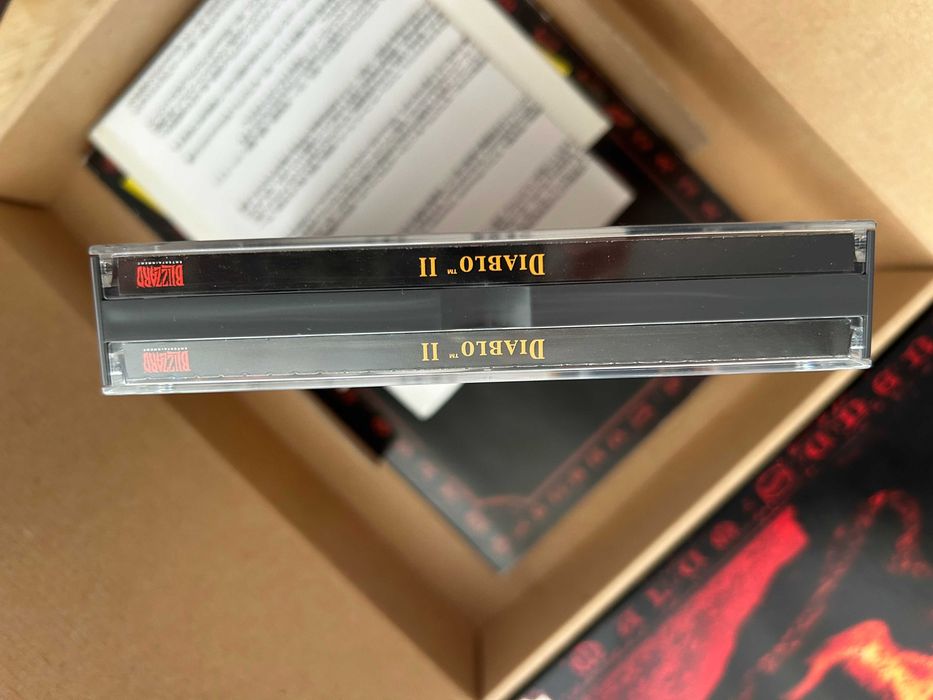Diablo II PC Big Box - ediție japoneză de colecție, cu expansion și artbook