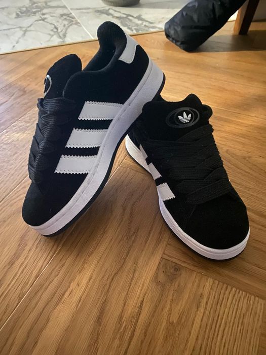 Adidasi campus negri cu alb
