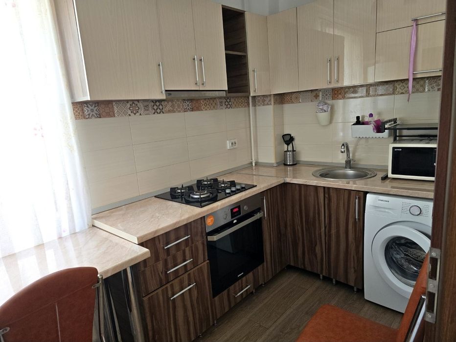 Apartament pentru inchiriat 2 camere  stefan cel mare