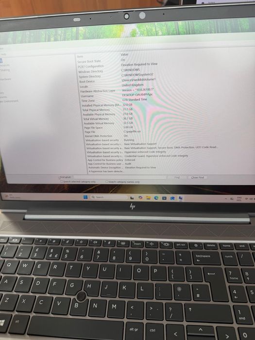 Vand HP Zbook Firefly G7 mobile workspace -2400ron