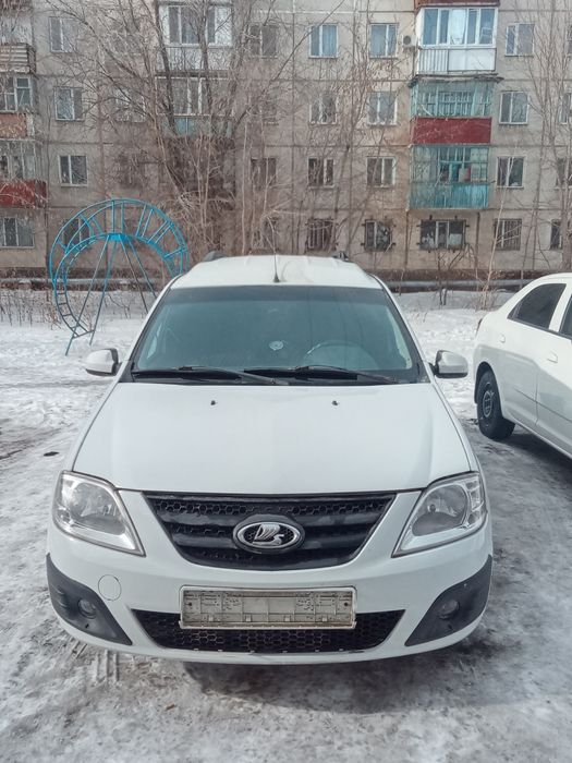 Лада Ларгус с газом 7 местная