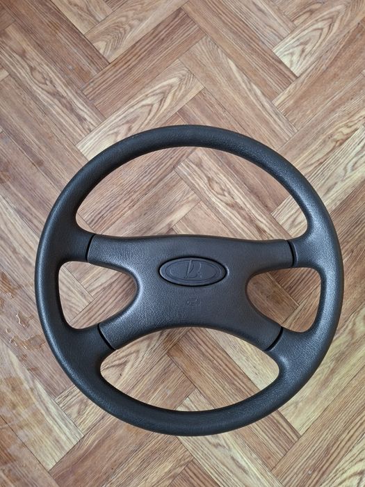 Продам руль от нивы. Продам запчасти. Масло, тосол