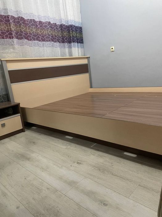 Двухспальная кровать