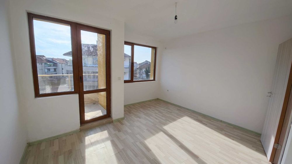 Продава се Тристаен апартамент в Свети Влас - 175 кв.м за 726 €/кв.м - Снимка #5