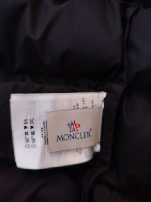 MONCLER  оригинална мъжка топла грейка