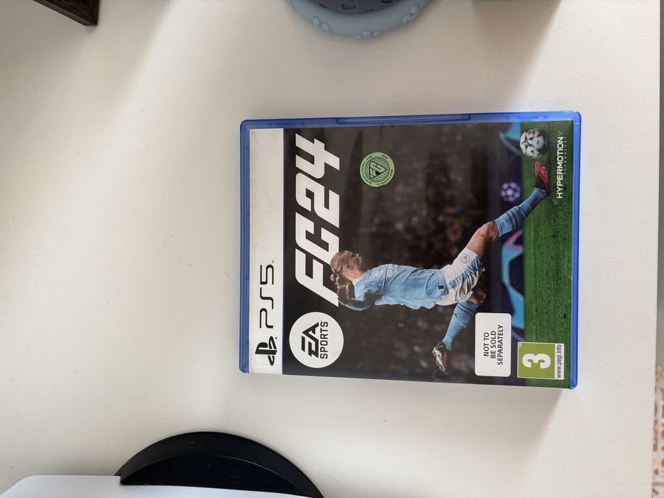 Продам ps5 срочно