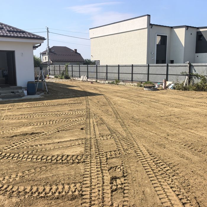 Miniexcavator de inchiriat 2t,fose septice la gata