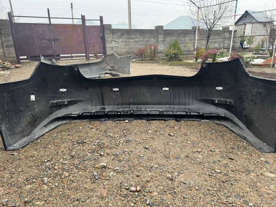 Задний бампер на Lexus es 350