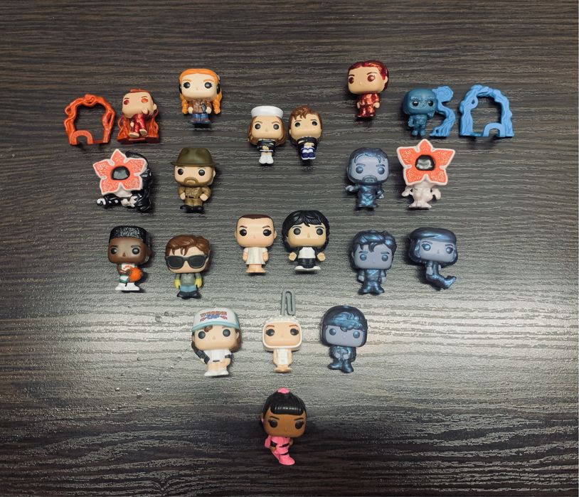 Kinder Joy , Очень странные дела