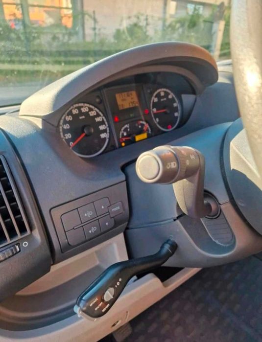 Vând autoutilitară Fiat Ducato 2.3 Diesel (120 CP) - An 2009 - 215.000 km