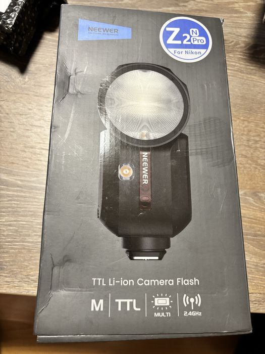 NEEWER Z2 TTL Round Head Flash Speedlite