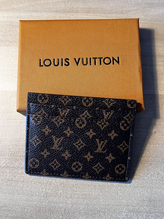 Louis Vuitton cardholder всякакви видове