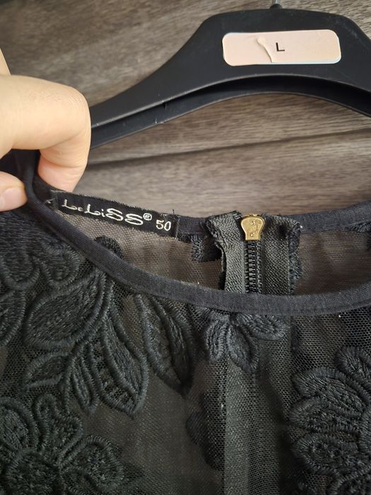 Rochie elegantă neagră