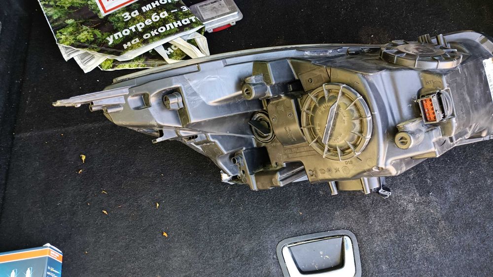 Ляв фар за Опел Инсигния А