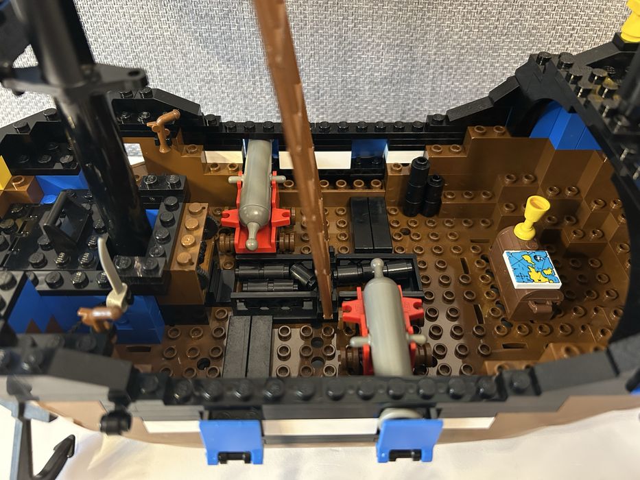 Lego Pirates 6274 Caribbean Clipper