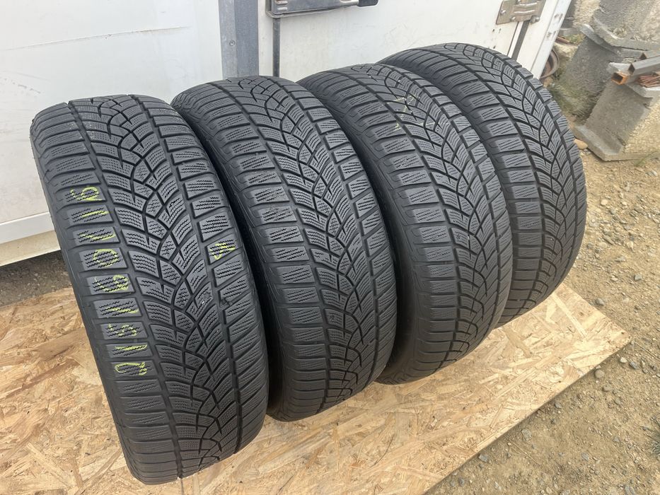 215/60 R16 de iarna M+S