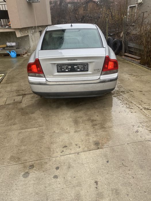 Волво s60 d5 на части