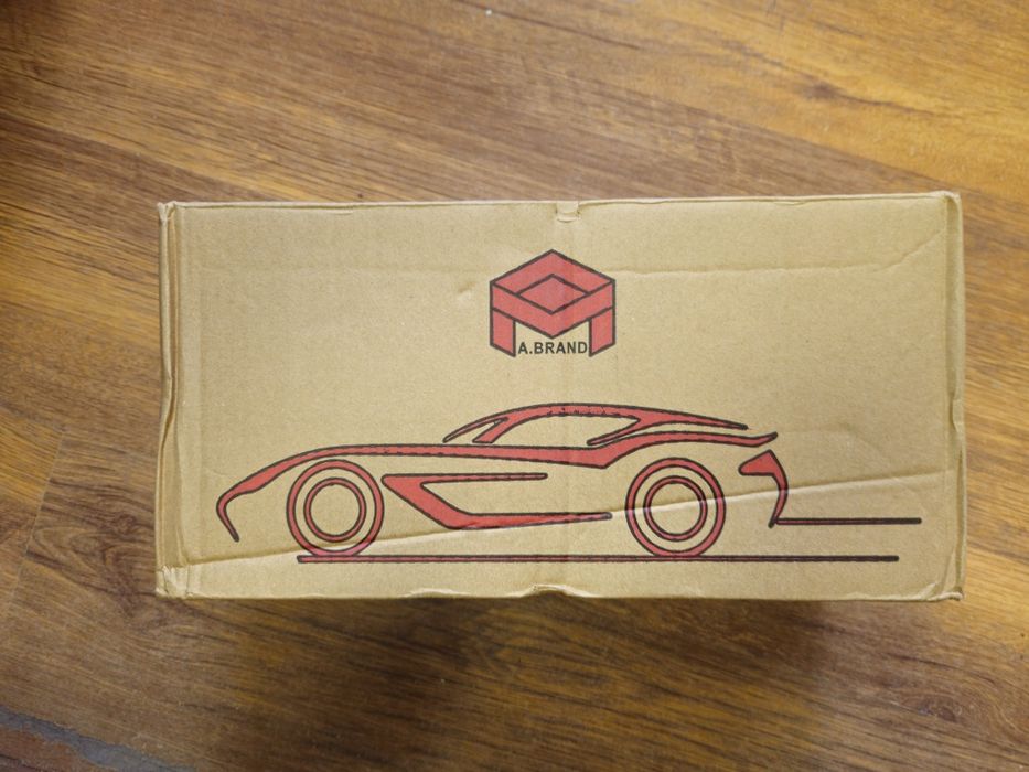 Сглобяема кола тип "Лего" с дистанционно управление