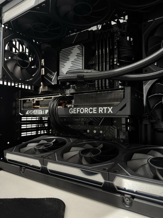 Видеокарта rtx 5070 gigabyte windforce sff