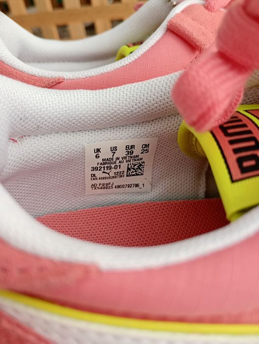 Puma Spongebob Sneakers Yeezy Gucci 37 38 39 Chanel Adidas Roz Pink