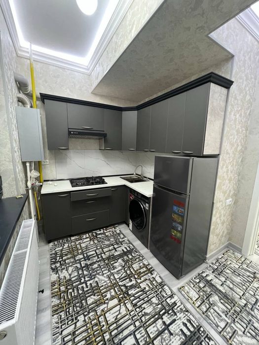 1 хонали 7-каватда янги 8 каватли лифтли дом ор: 5-микрораён Кармен