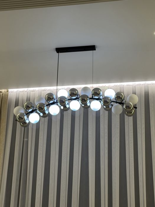 Две стильных люстр для интерьера