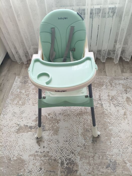 Продам стульчик для кормления