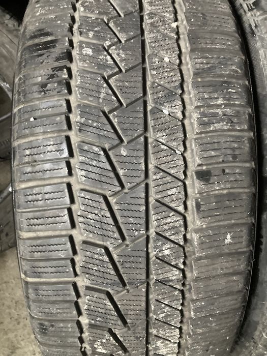 Vând set 4 buc Continental, 8 mm 245/40 R 21 Dot 2022
