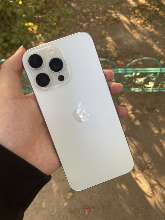 iphone 15 Pro Max e-Sim идеал срочно