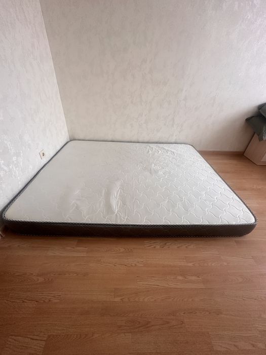 Продам матрас 160*200