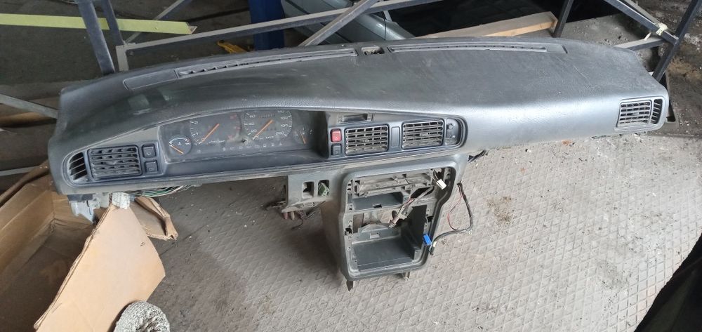 Панель - торпедо мазда 626 переходка