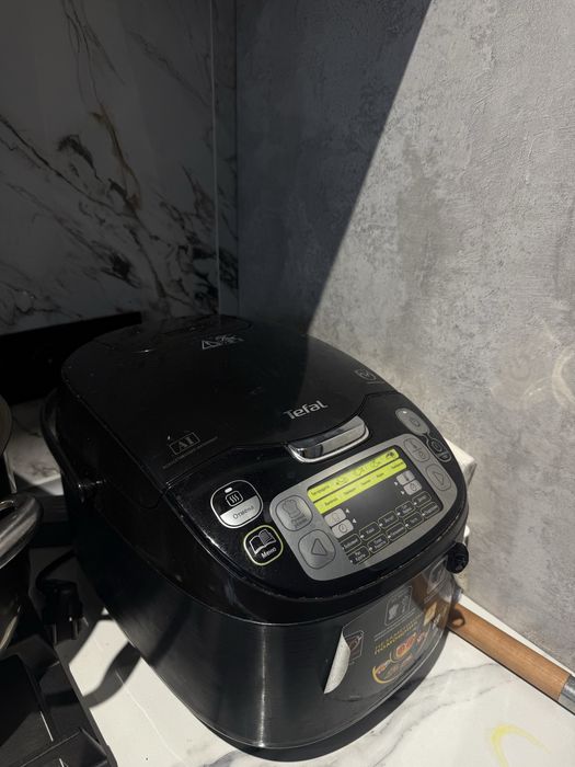 Мультиварка самой последней модели,очень классная