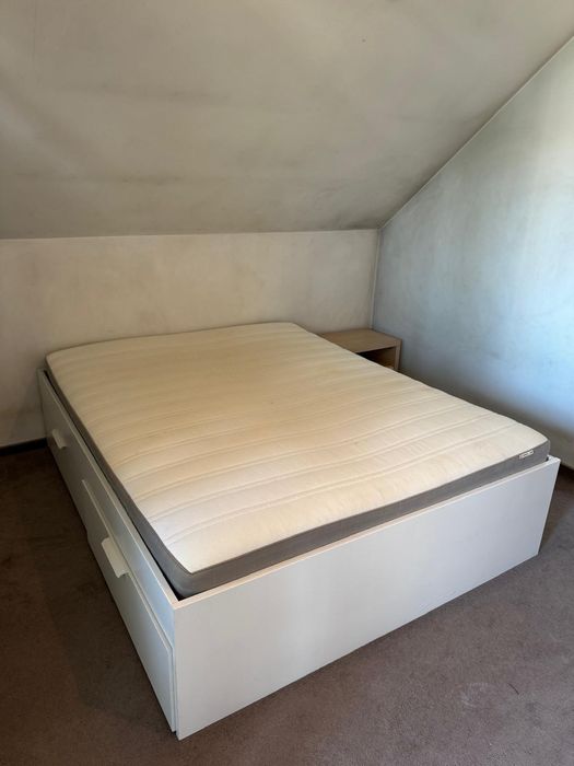PAT CU SALTEA 160×200 IKEA Brimnes