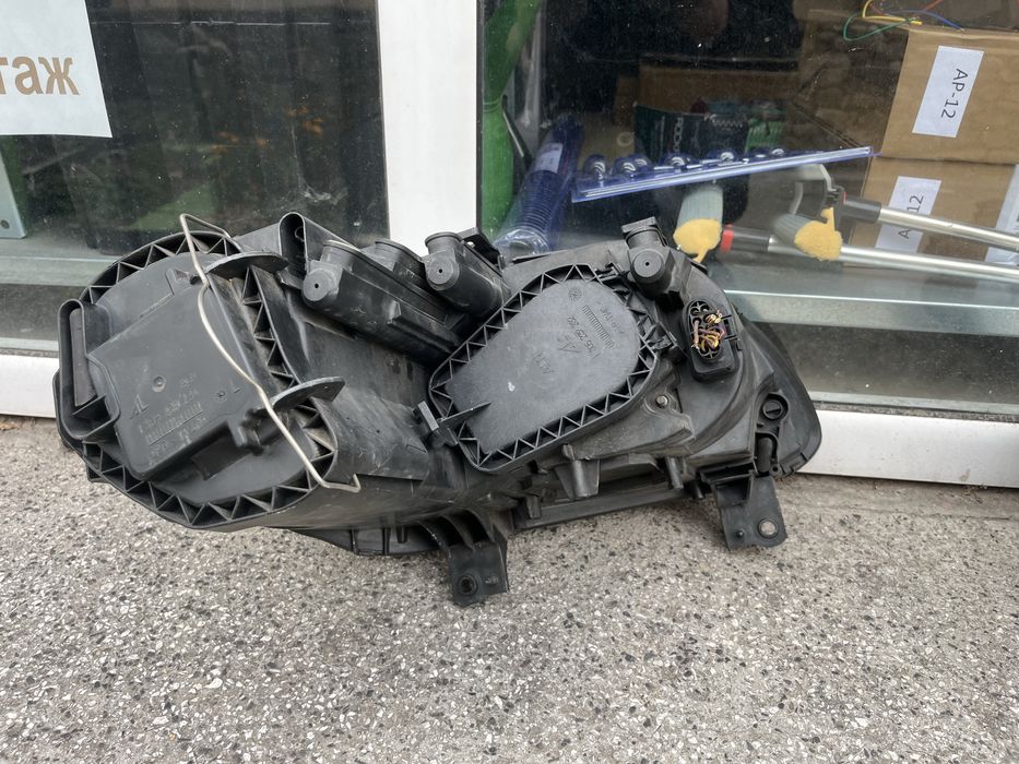 Фарове за VW Туран 03-06