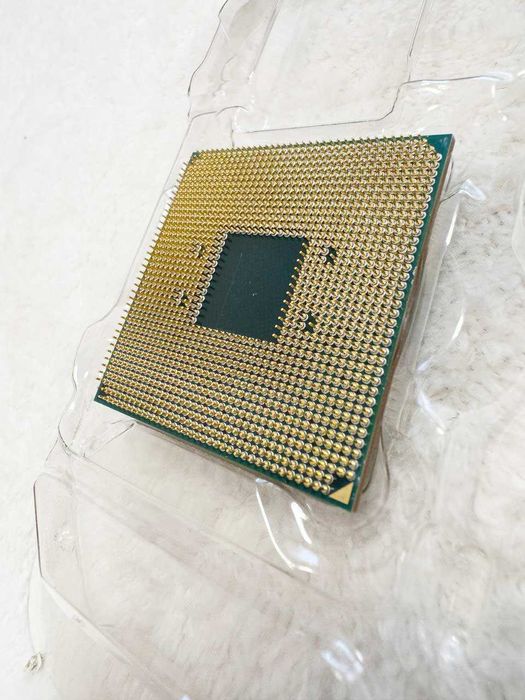 AMD Ryzen 7 3800X - 8C/16T - Socket AM4 - процесор